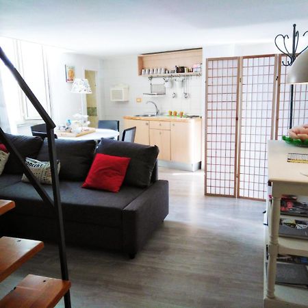 나폴리 Casa Di Erminia B&B 외부 사진