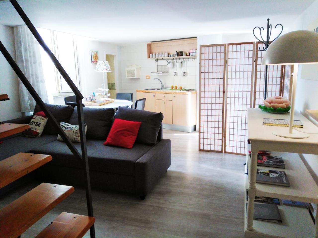 나폴리 Casa Di Erminia B&B 외부 사진